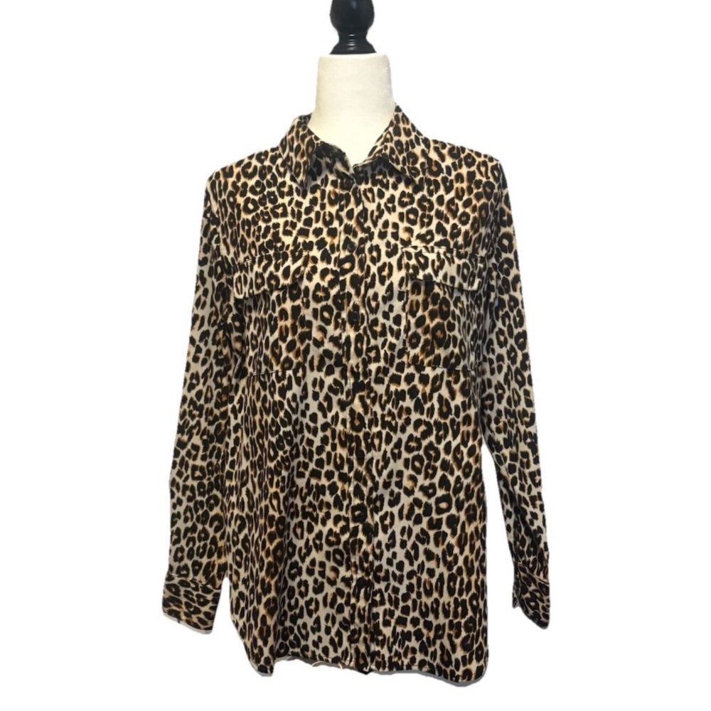 Leopard Print Button-Up Shirt Size Medium - Picture 1 of 8